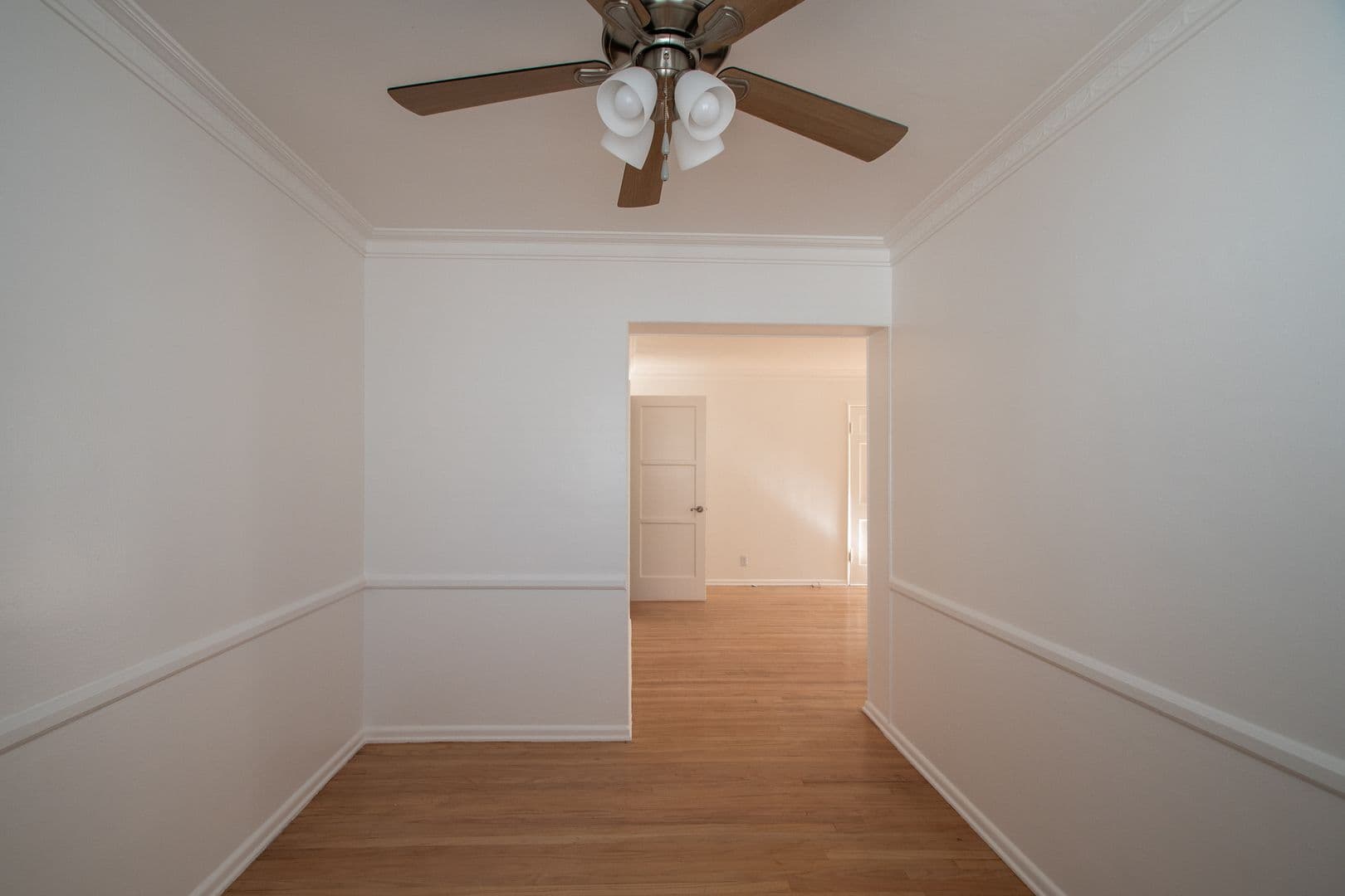 North Hollywood Apartment: 11034-11038 La Maida Street
