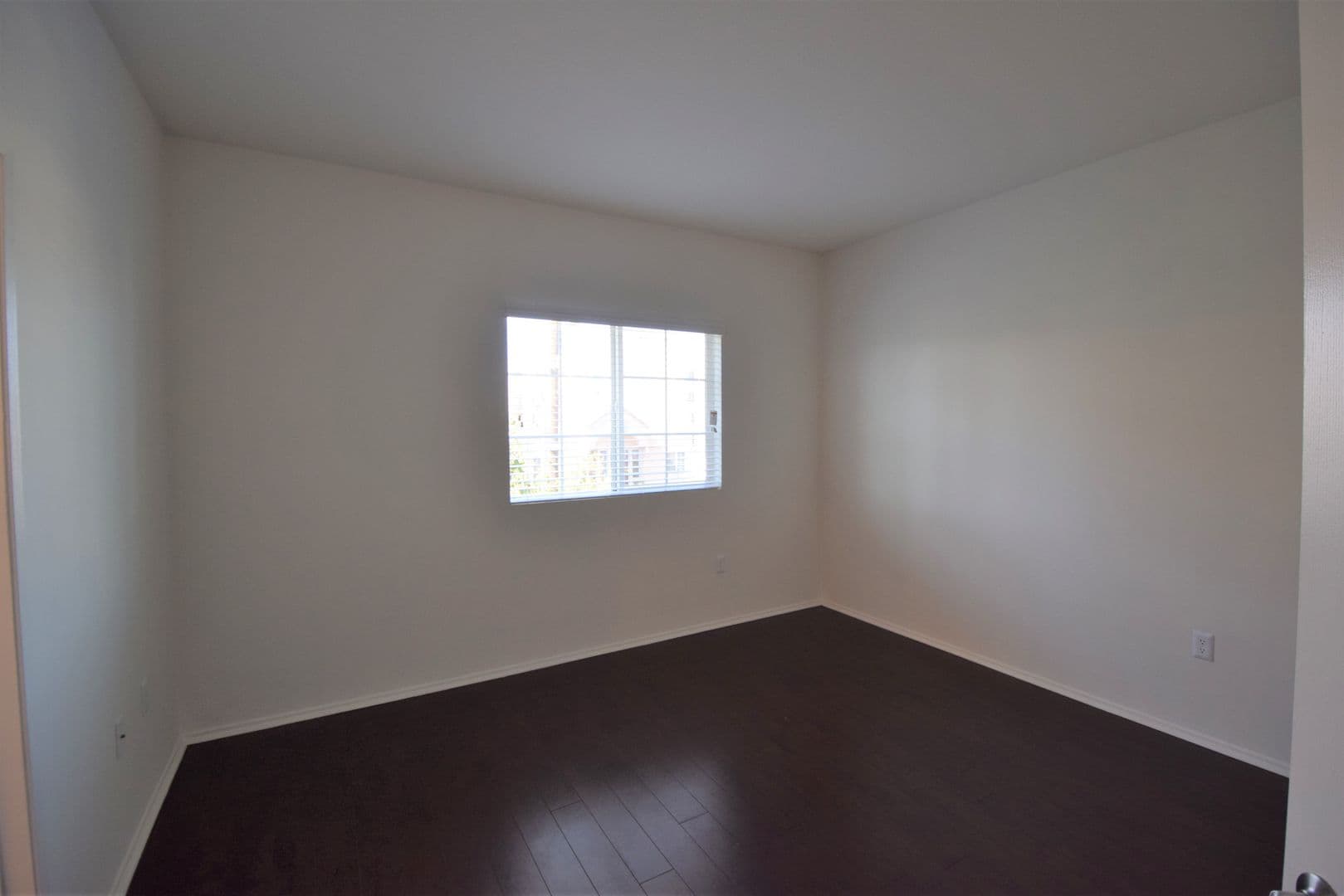 North Hollywood Apartment: 5500 Bonner Avenue