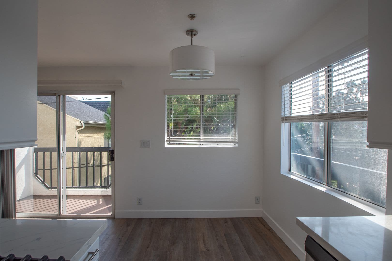 North Hollywood Apartment: 5002 Tujunga Avenue