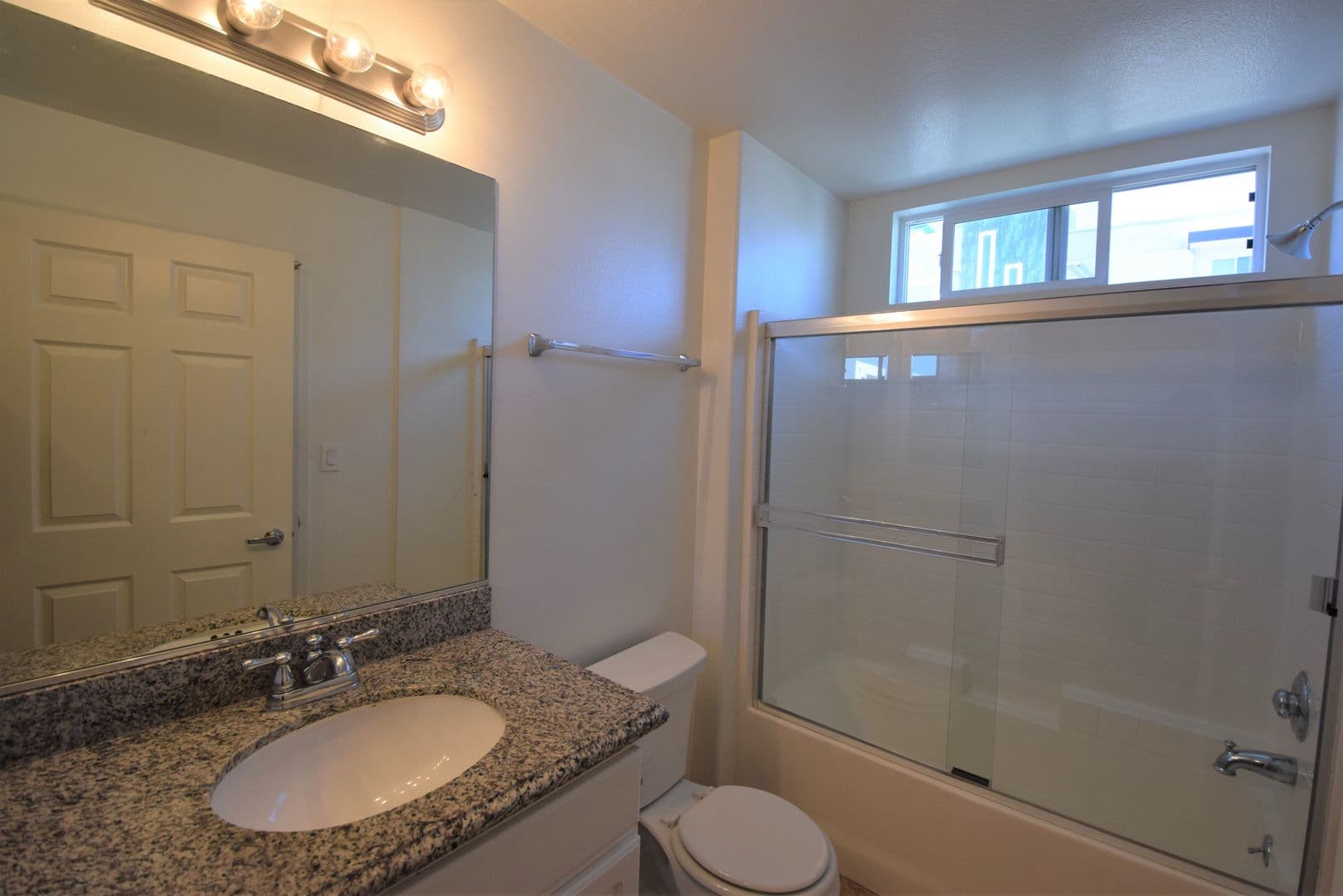 North Hollywood Apartment: 5500 Bonner Avenue