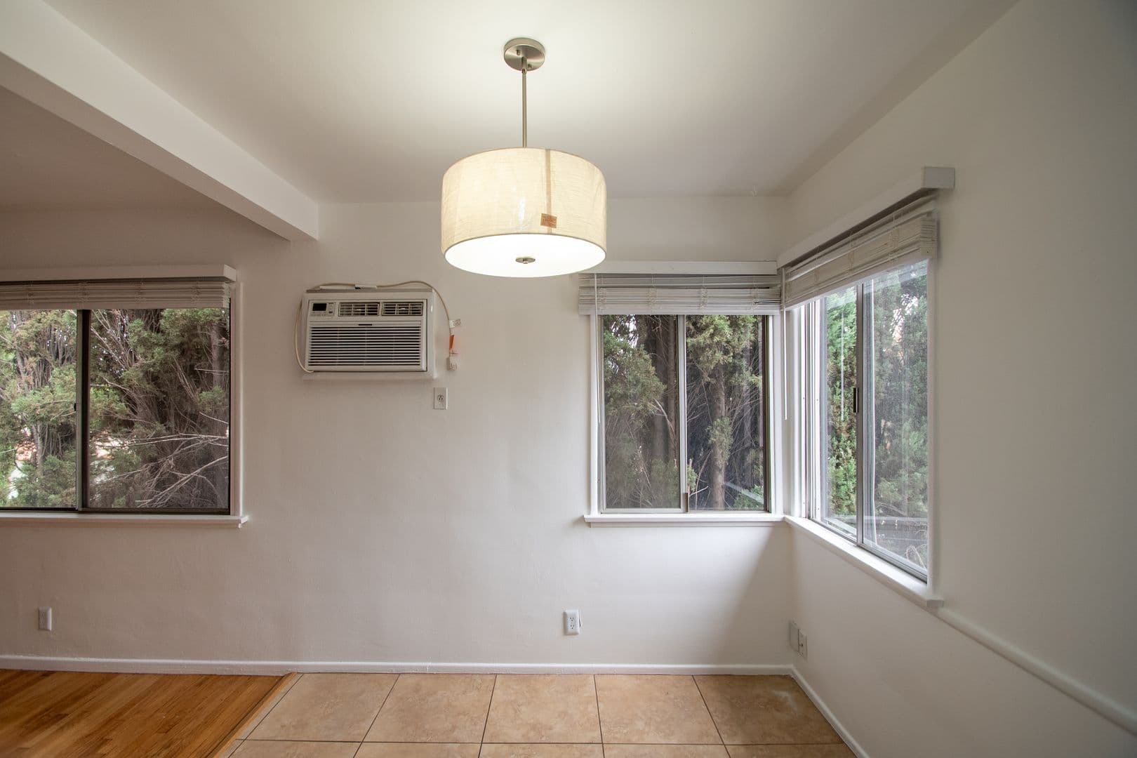 Studio City Apartment: 4413 Tujunga Avenue