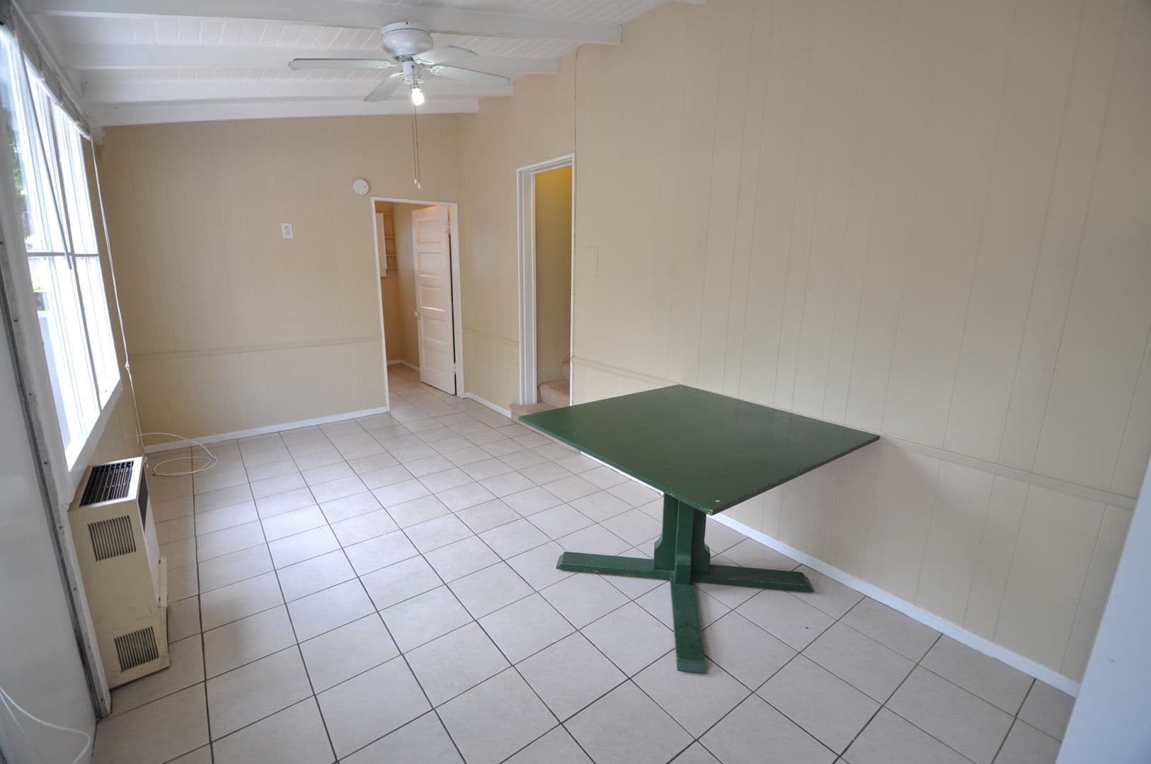 Santa Barbara Apartment: 121 W Arrellaga Street