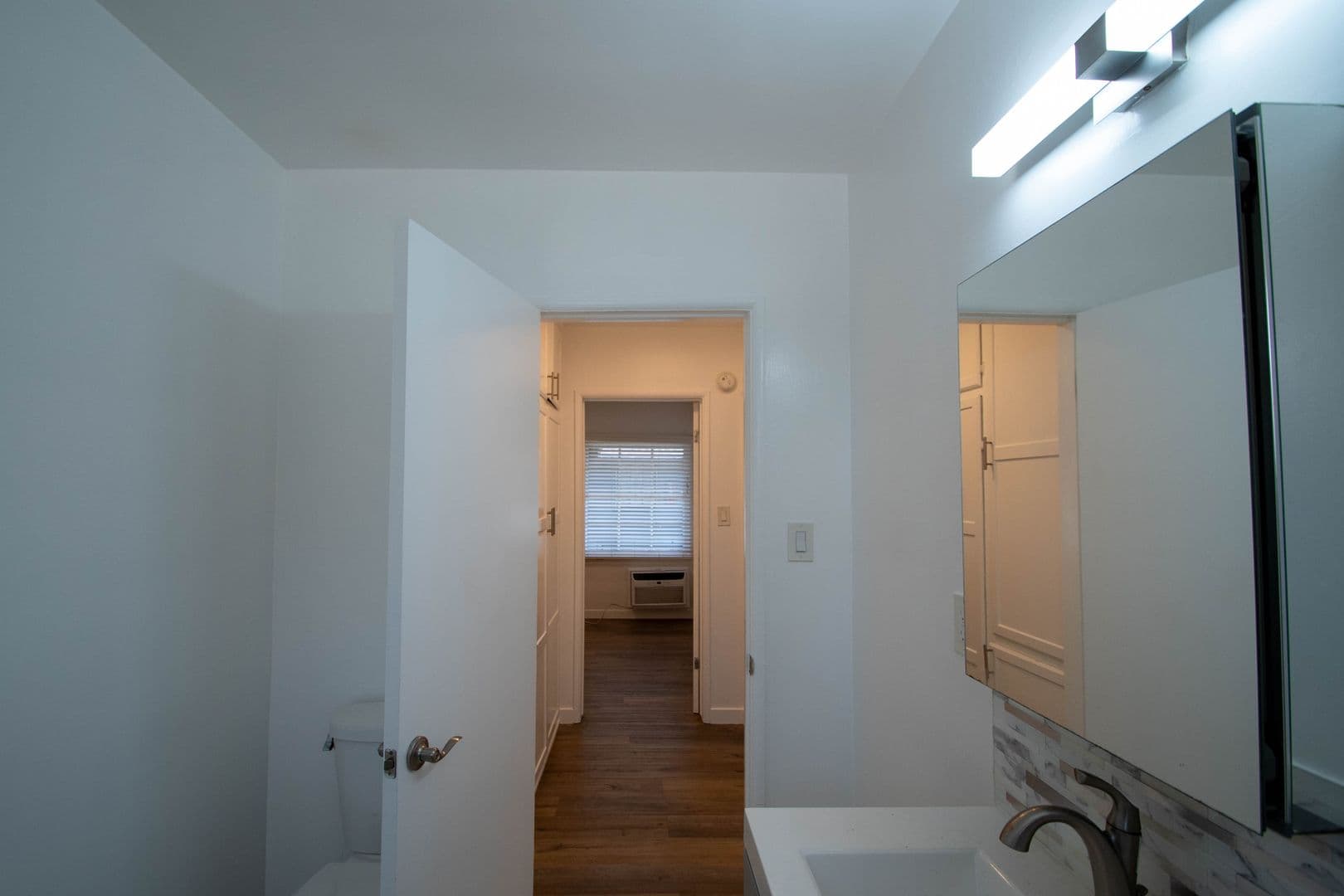 Valley Village Apartment: 12807-13 Burbank Blvd