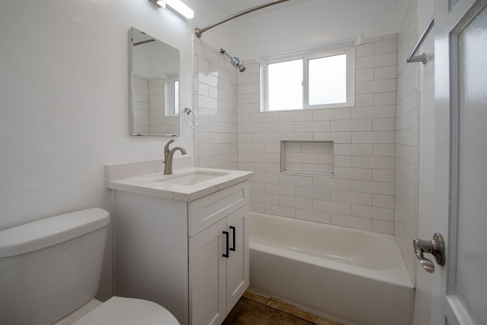 Studio City Apartment: 4413 Tujunga Avenue