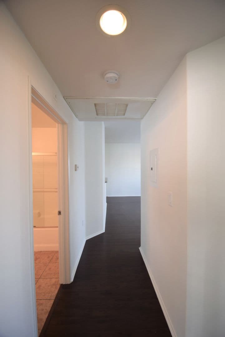 North Hollywood Apartment: 5500 Bonner Avenue