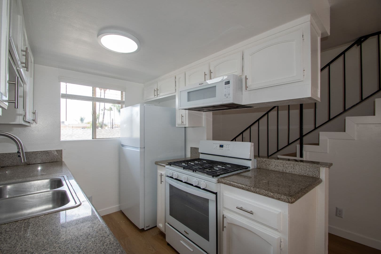 Valley Village Apartment: 5340 Whitsett Avenue