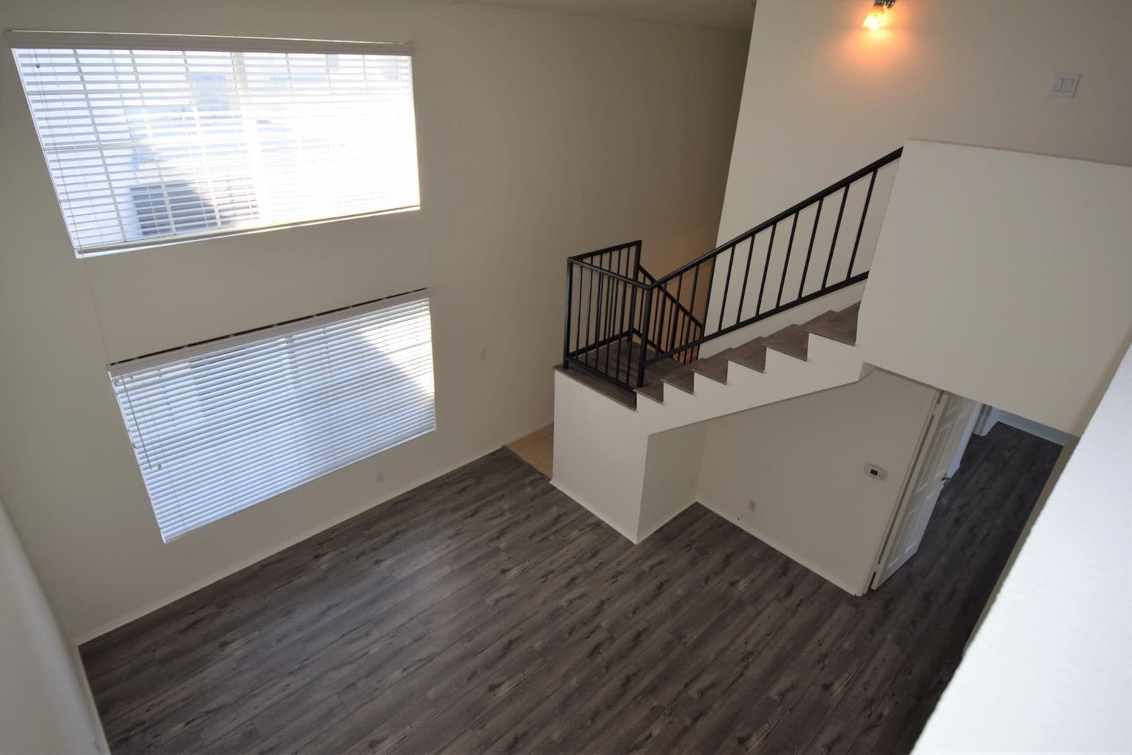 North Hollywood Apartment: 11416 Albers Street