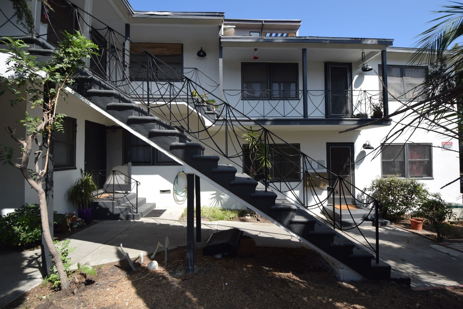 Studio City Apartment: 4413 Tujunga Avenue
