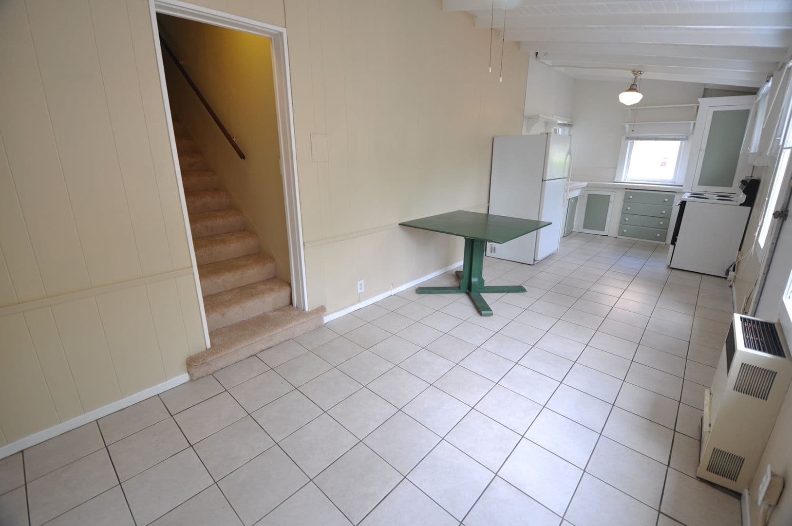 Santa Barbara Apartment: 121 W Arrellaga Street