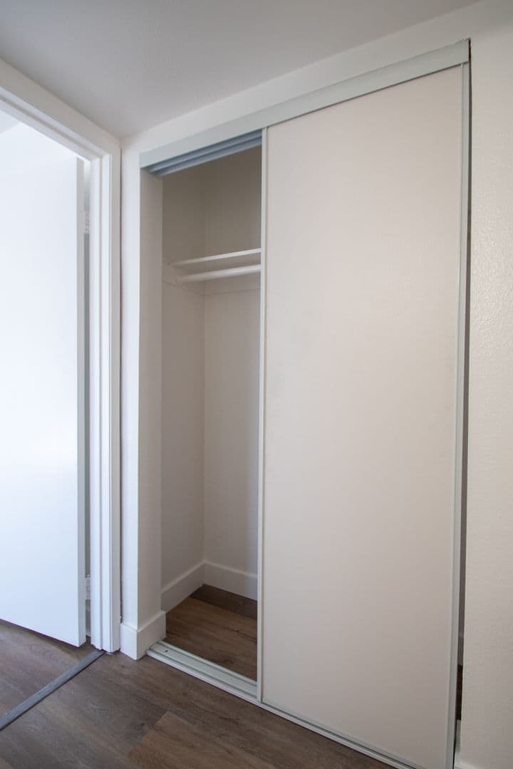 North Hollywood Apartment: 5002 Tujunga Avenue