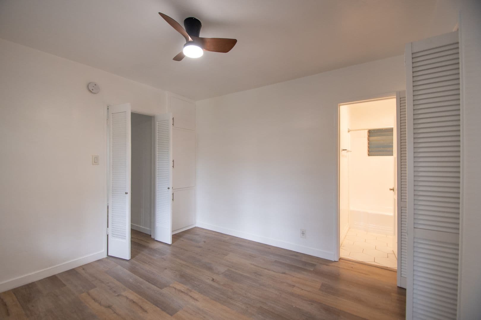 Studio City Apartment: 4413 Tujunga Avenue