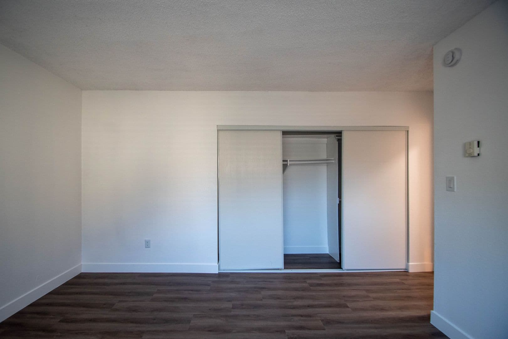 Van Nuys Apartment: 13019 Oxnard Street
