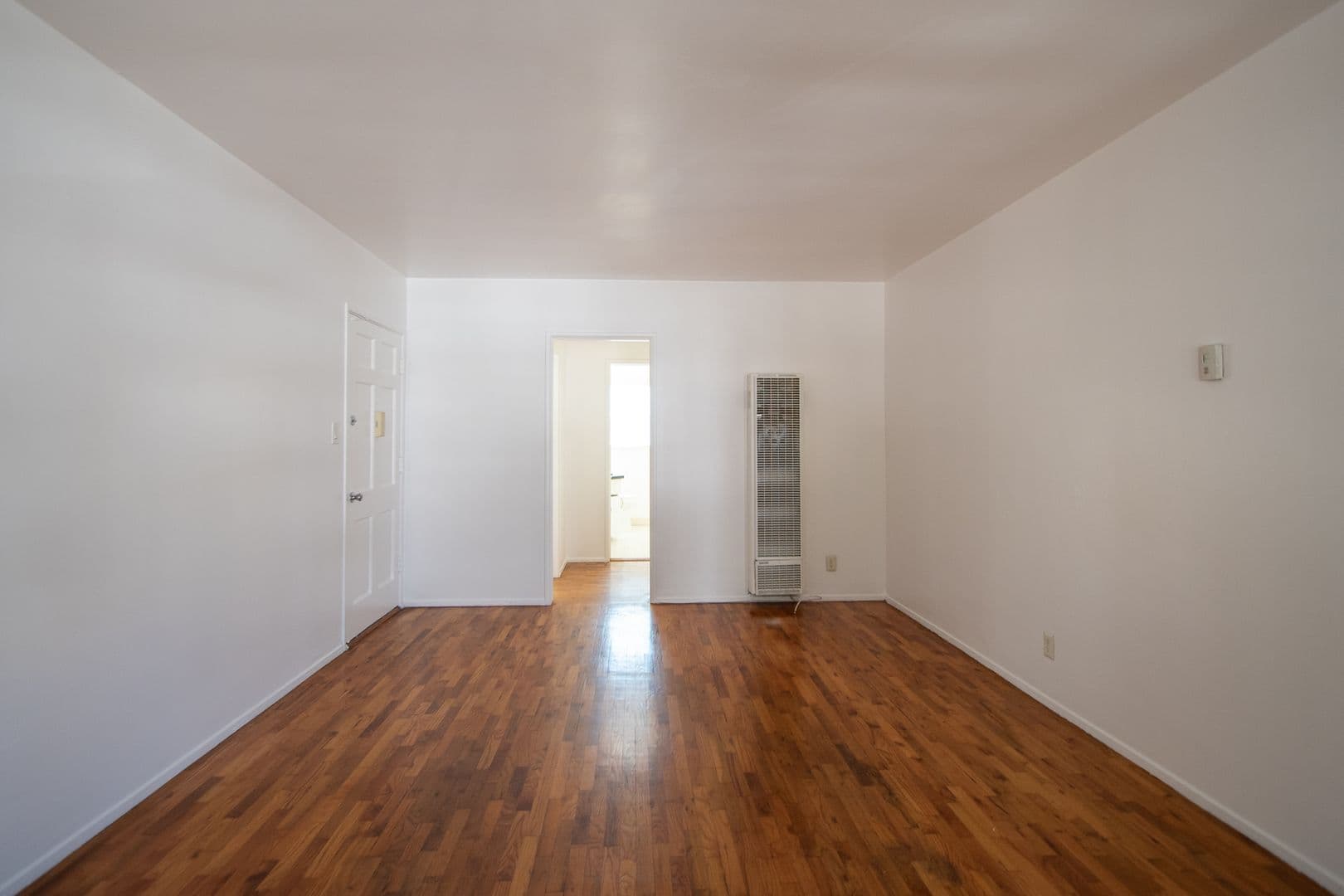 Valley Village Apartment: 5220-26 Radford Avenue