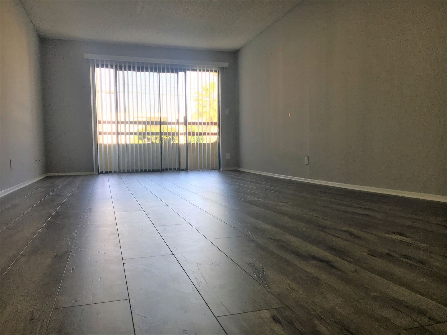 Sherman Oaks Apartment: 14312 Tiara Street