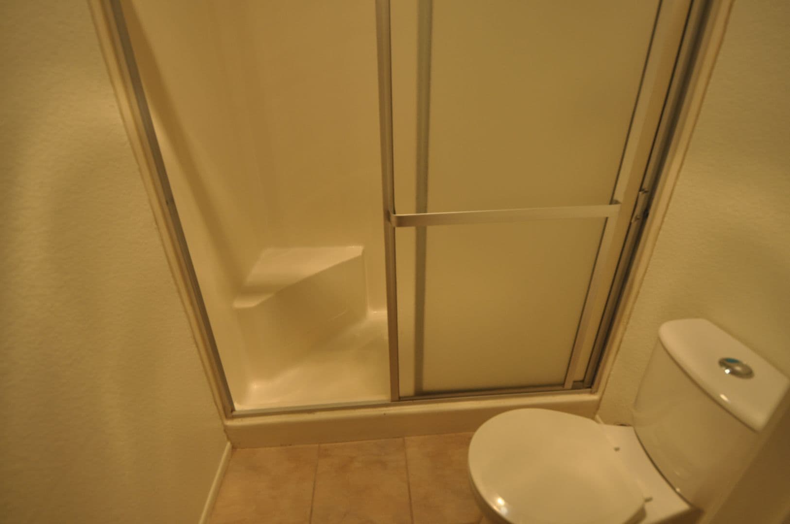 Valley Village Apartment: 12142-50 Oxnard St