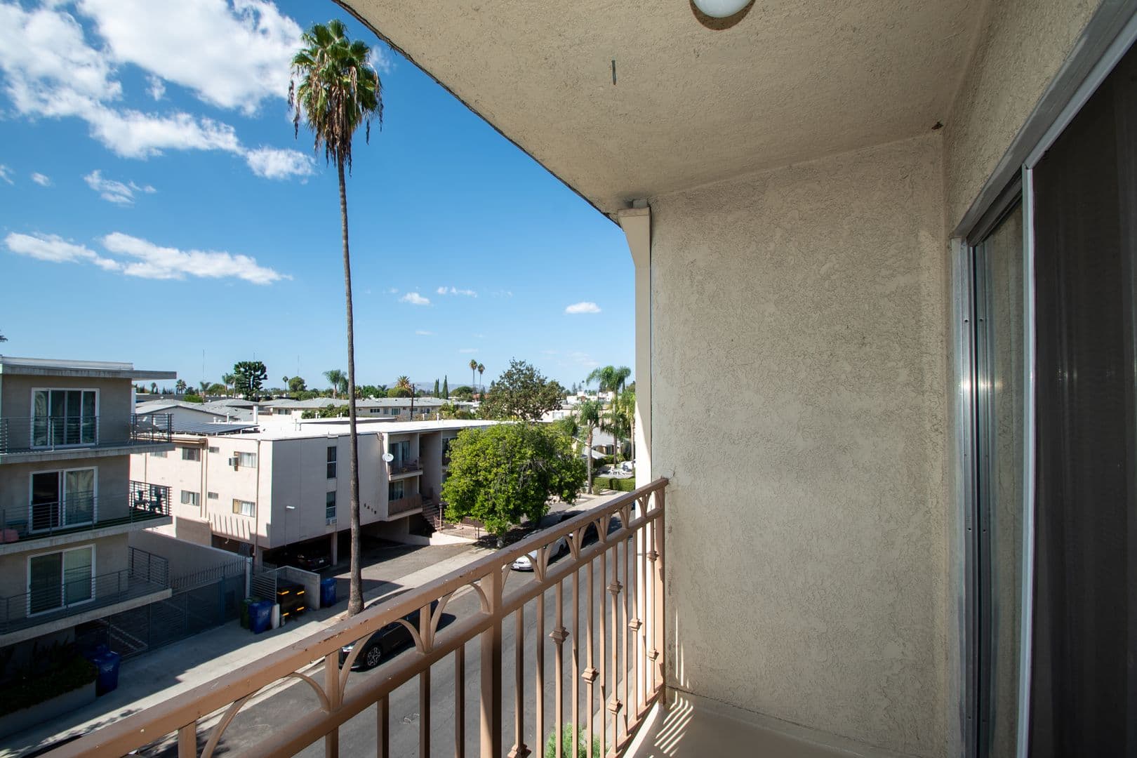 Valley Village Apartment: 12245 Chandler Boulevard