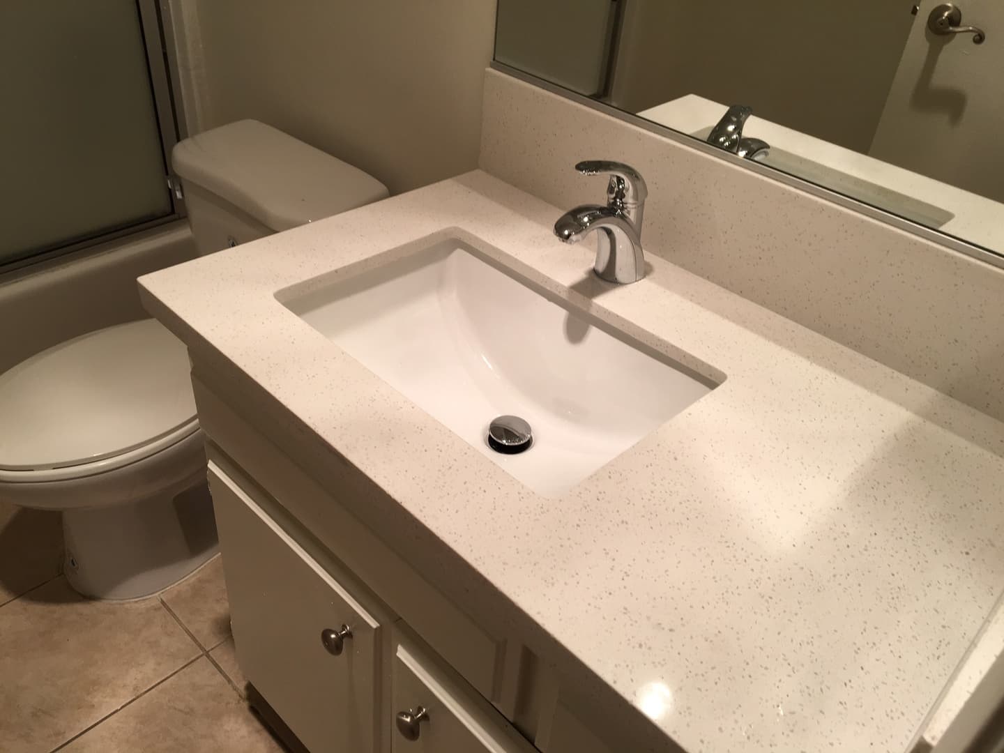 North Hollywood Apartment: 5328 Riverton Avenue
