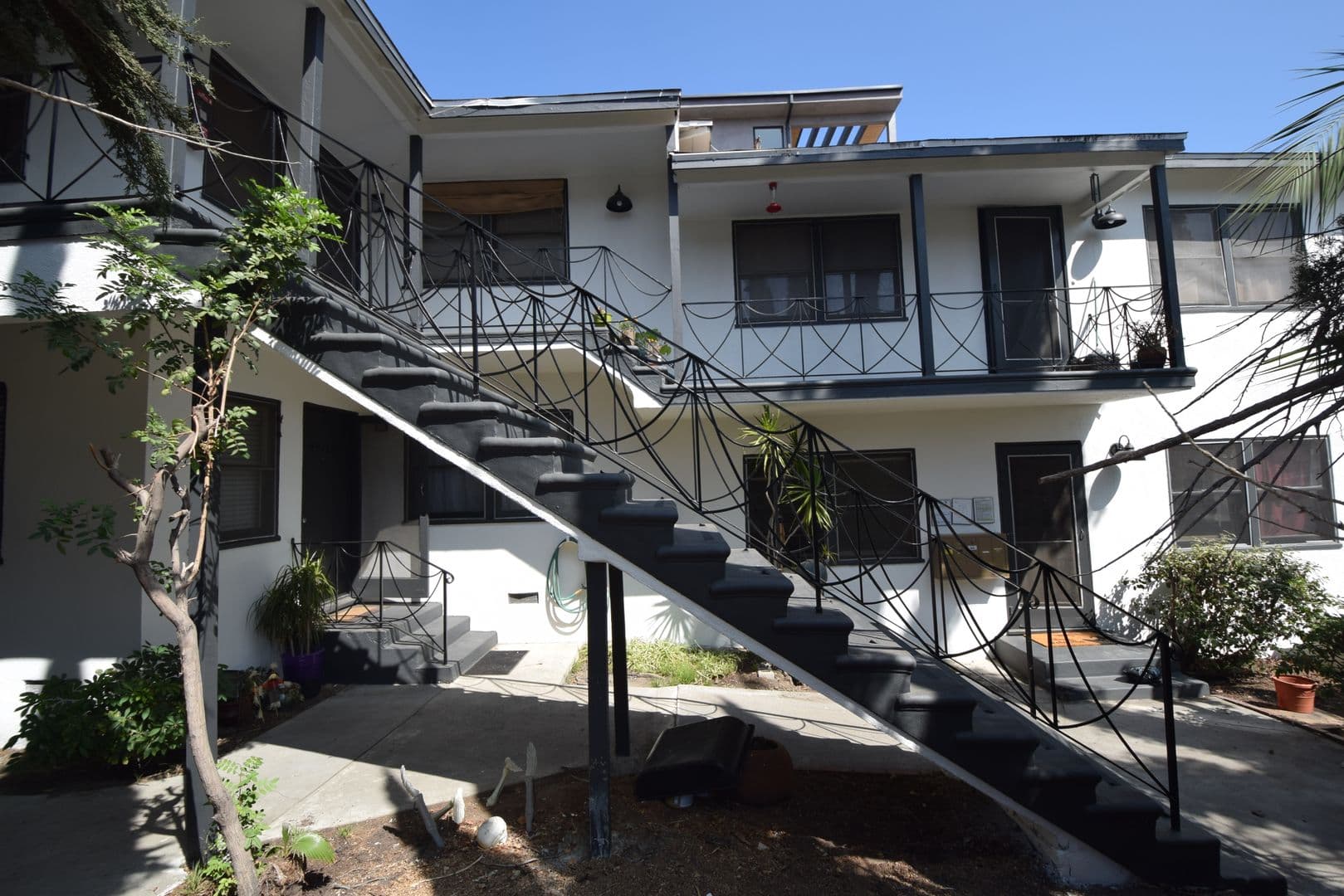 Studio City Apartment: 4413 Tujunga Avenue