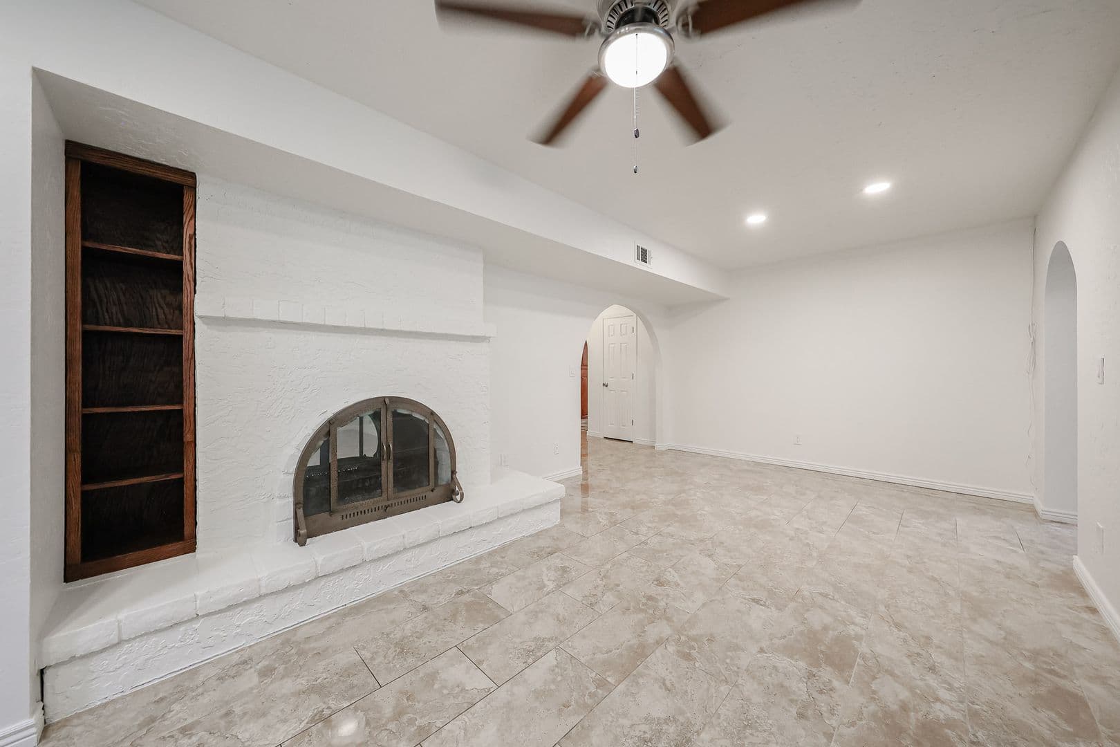 Phoenix House: 2851 E Acoma Dr