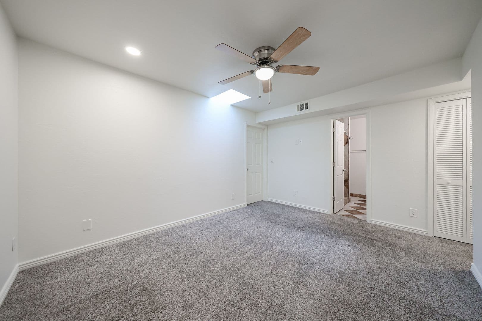 Phoenix House: 2851 E Acoma Dr