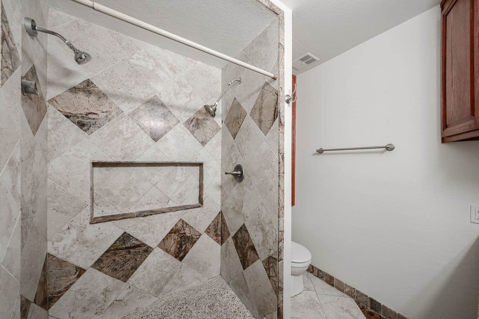 Phoenix House: 2851 E Acoma Dr