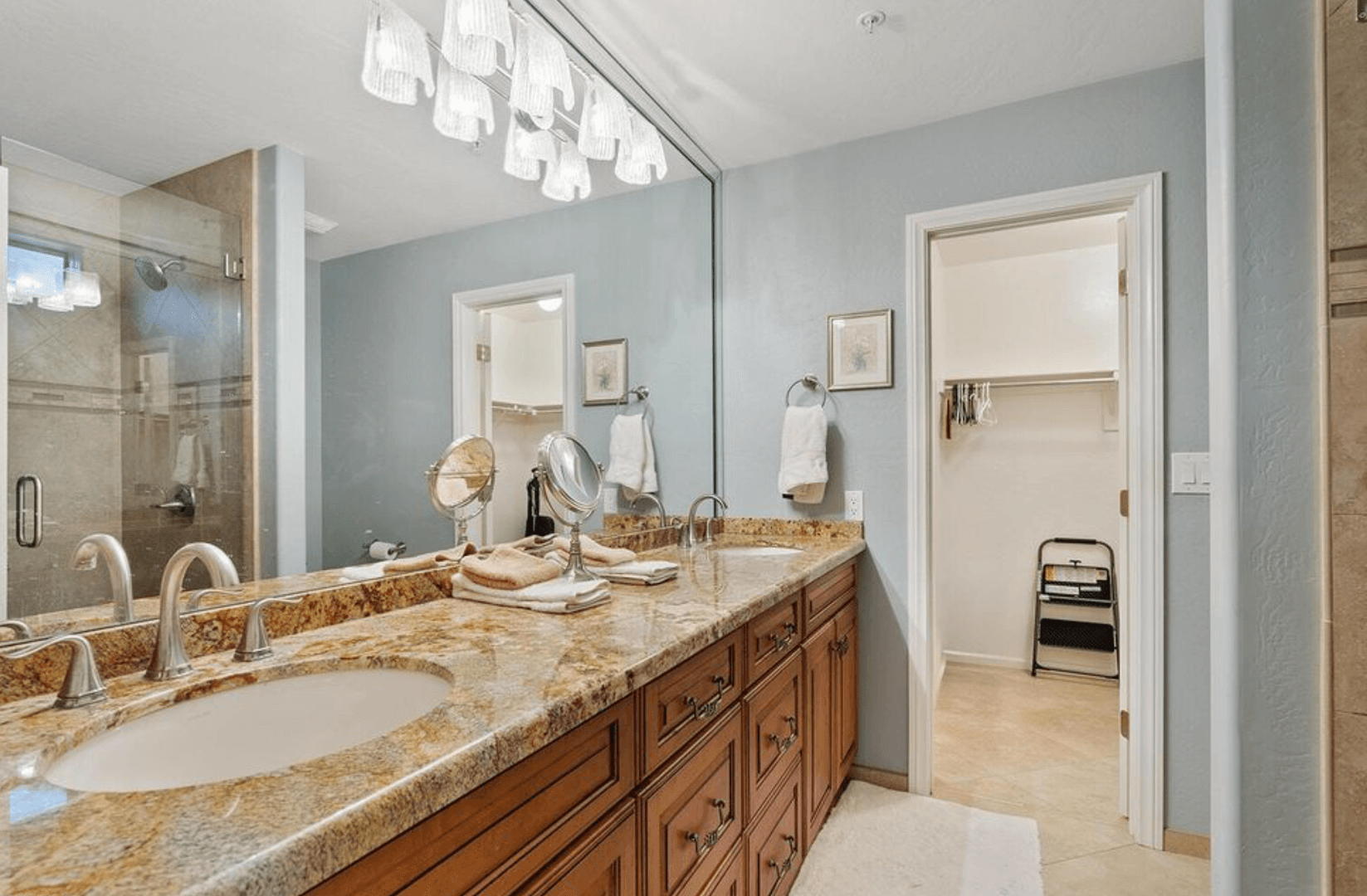 Scottsdale House: 7520 E Desert Vista Rd