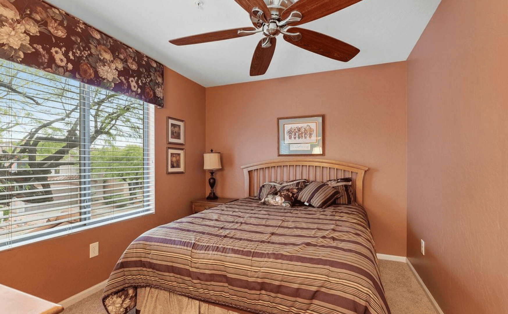 Scottsdale House: 7520 E Desert Vista Rd