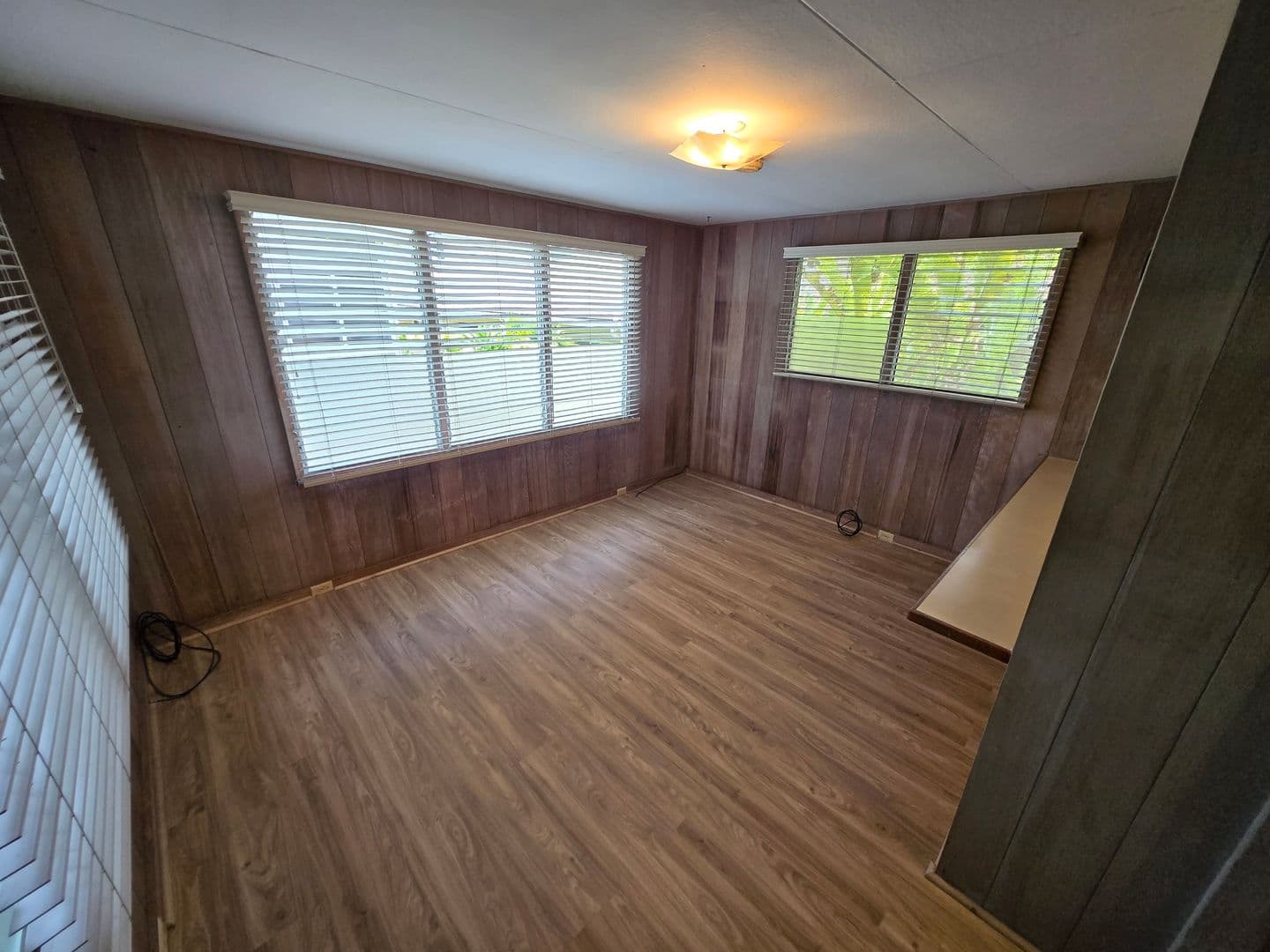 Honolulu Apartment: 5340 Uhiuhi Street