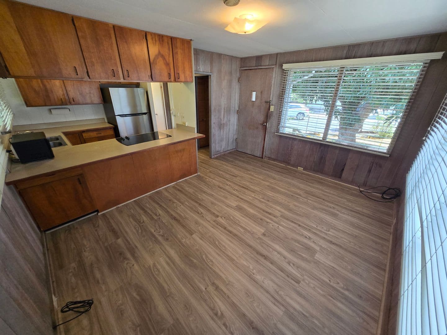 Honolulu Apartment: 5340 Uhiuhi Street