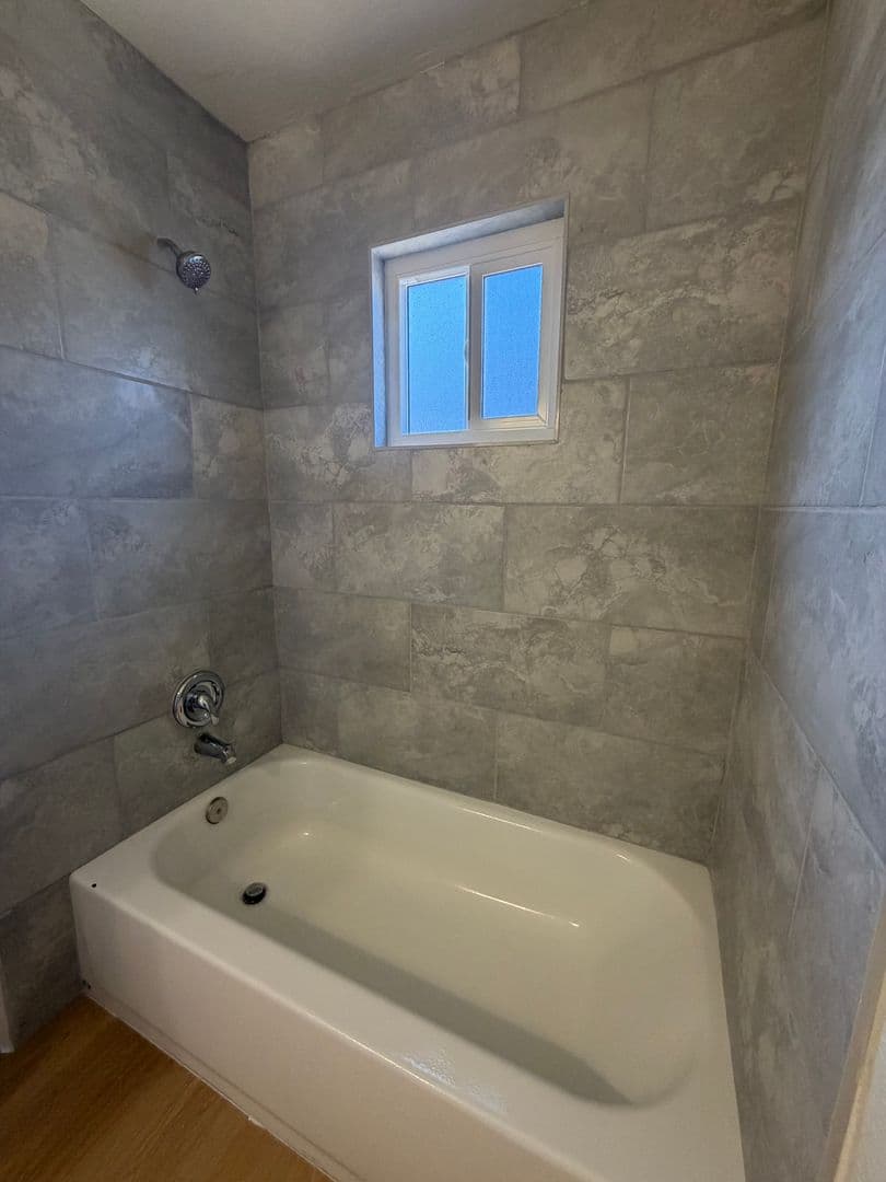 Henderson Apartment: 438 Perlite Way