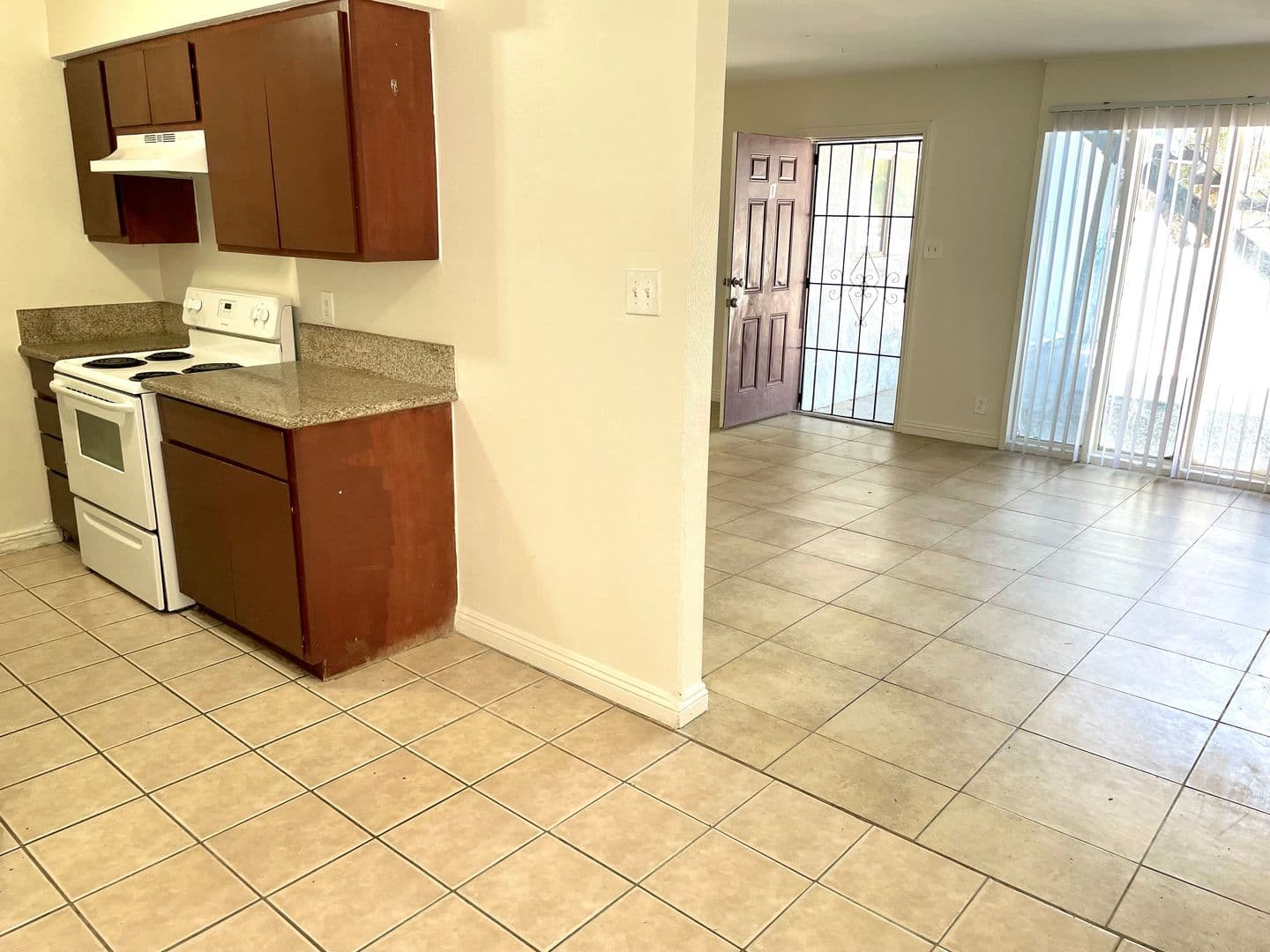 Las Vegas Apartment: 3351 Brussels St