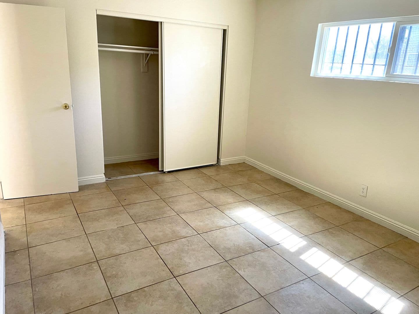 Las Vegas Apartment: 3351 Brussels St