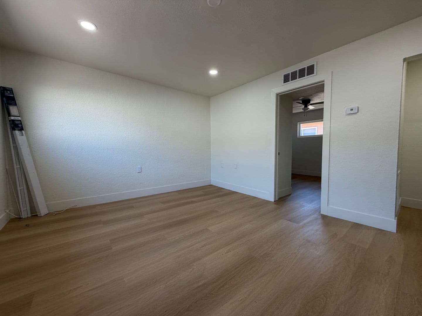 Henderson Apartment: 438 Perlite Way
