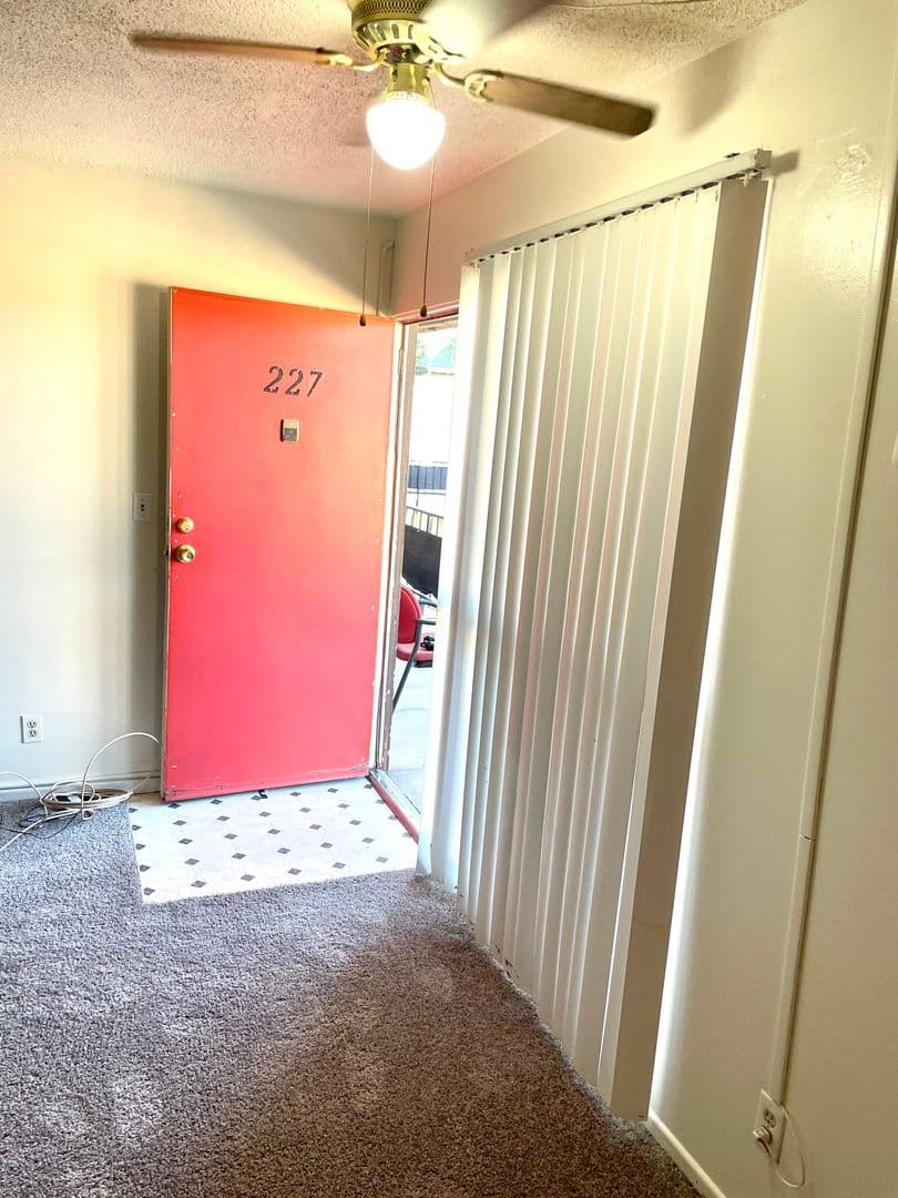 Las Vegas House: 3965 S Las Vegas Blvd-dont use