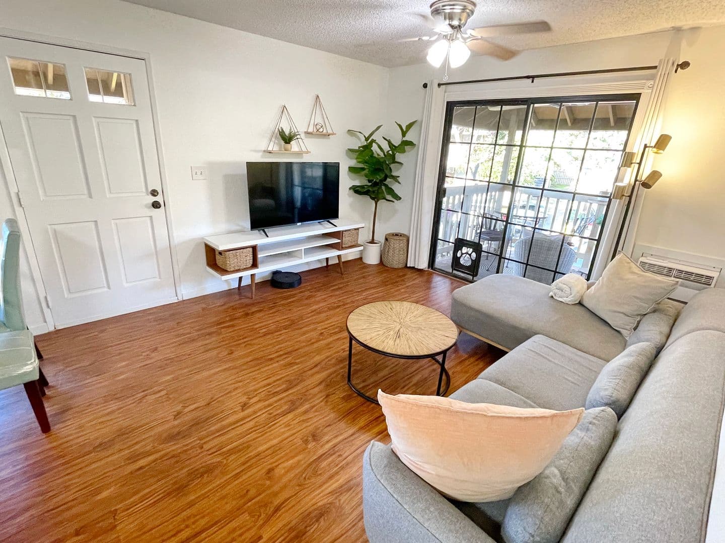 Kihei Condo: 140 Uwapo Rd Unit 14-204