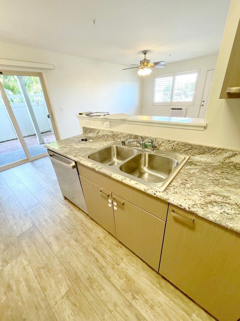 Kihei Condo: 62 Kihalani Street #901