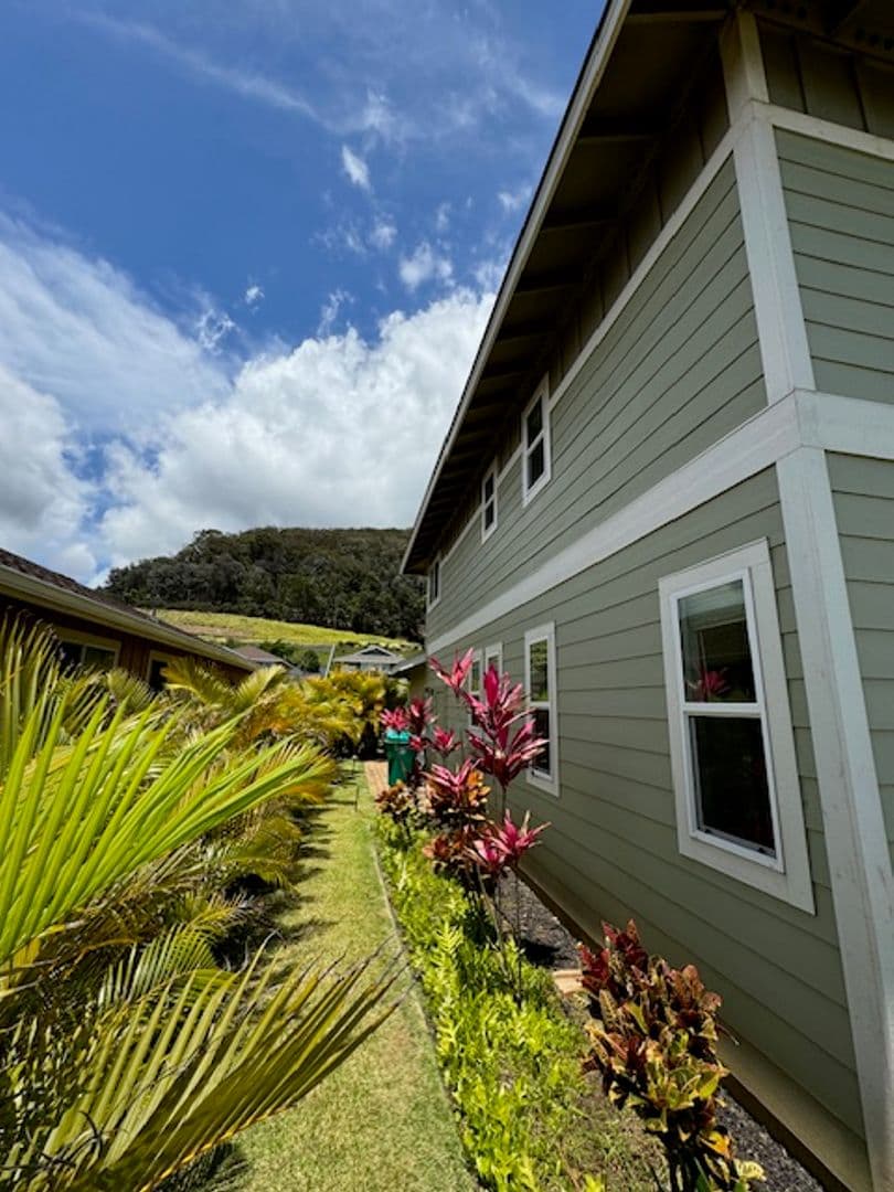Wailuku House: 213 Kilioopu Street