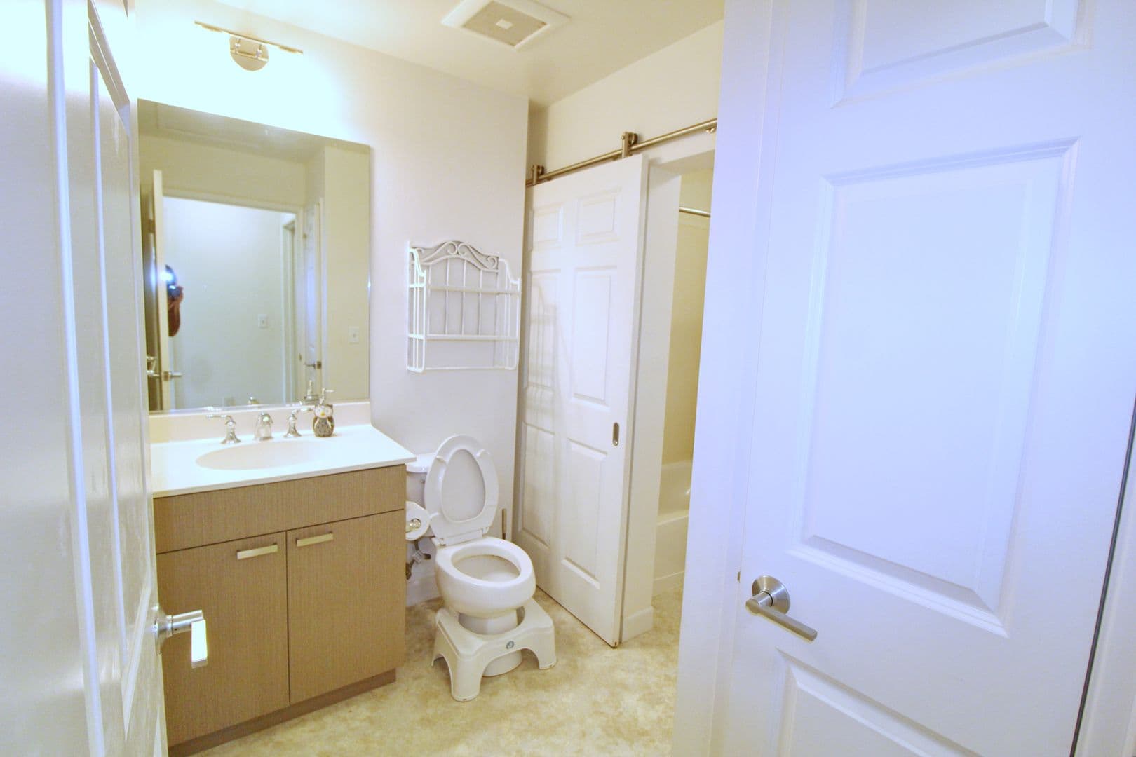 Kihei Condo: 62 Kihalani Street Unit 907