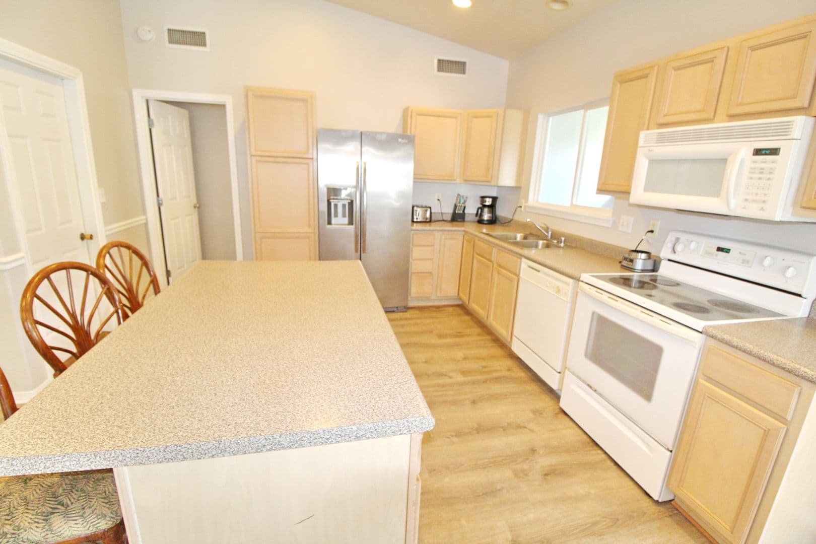 Kihei House: 70 Noolu Street