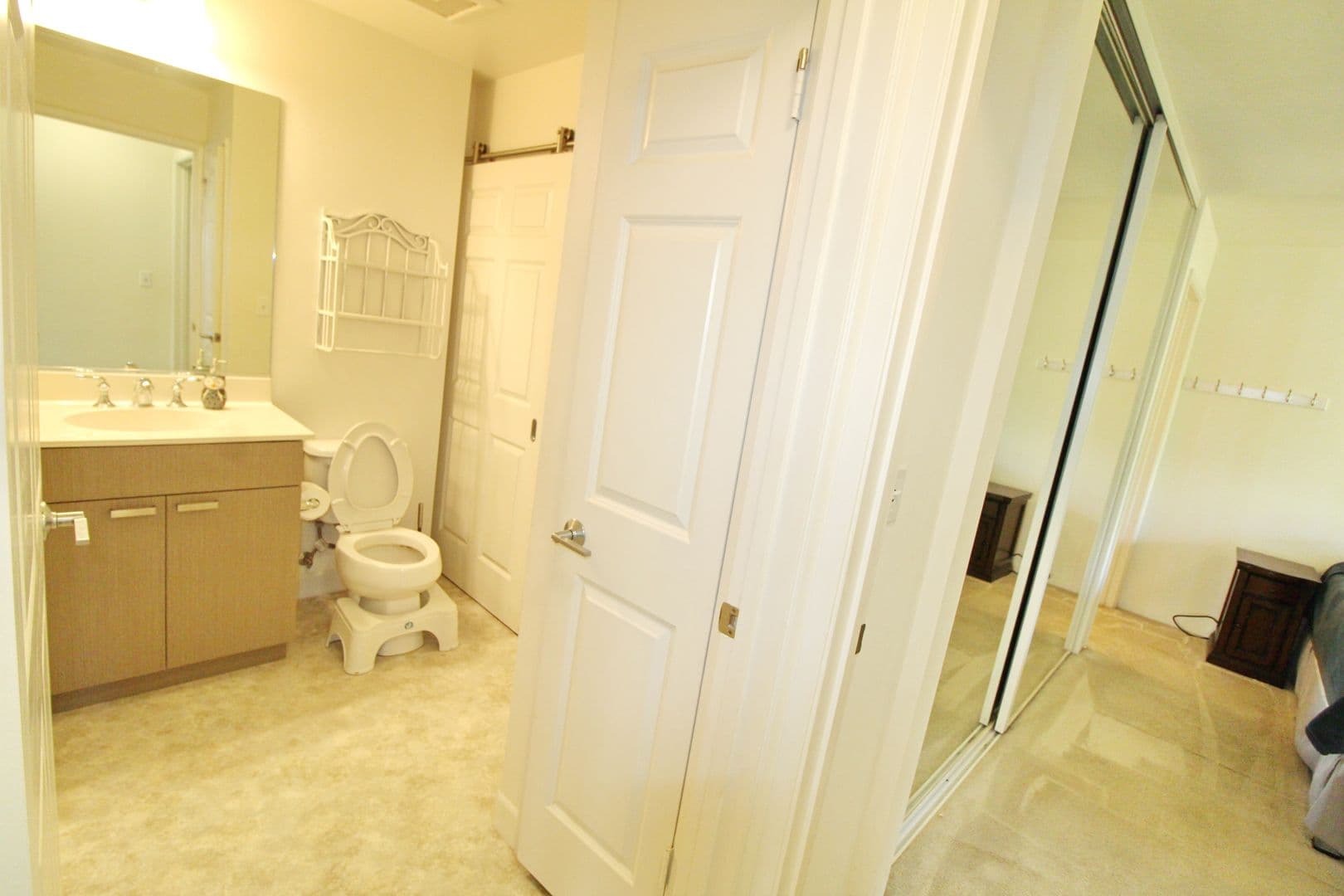 Kihei Condo: 62 Kihalani Street Unit 907