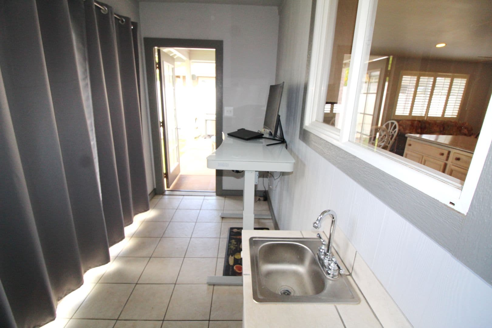 Kihei House: 70 Noolu Street