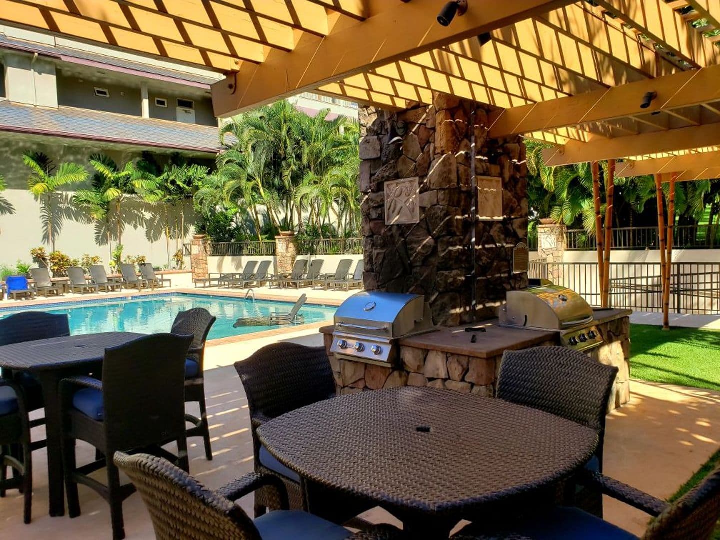 Lahaina Condo: 3706 Lower Honoapiilani Rd. D-25