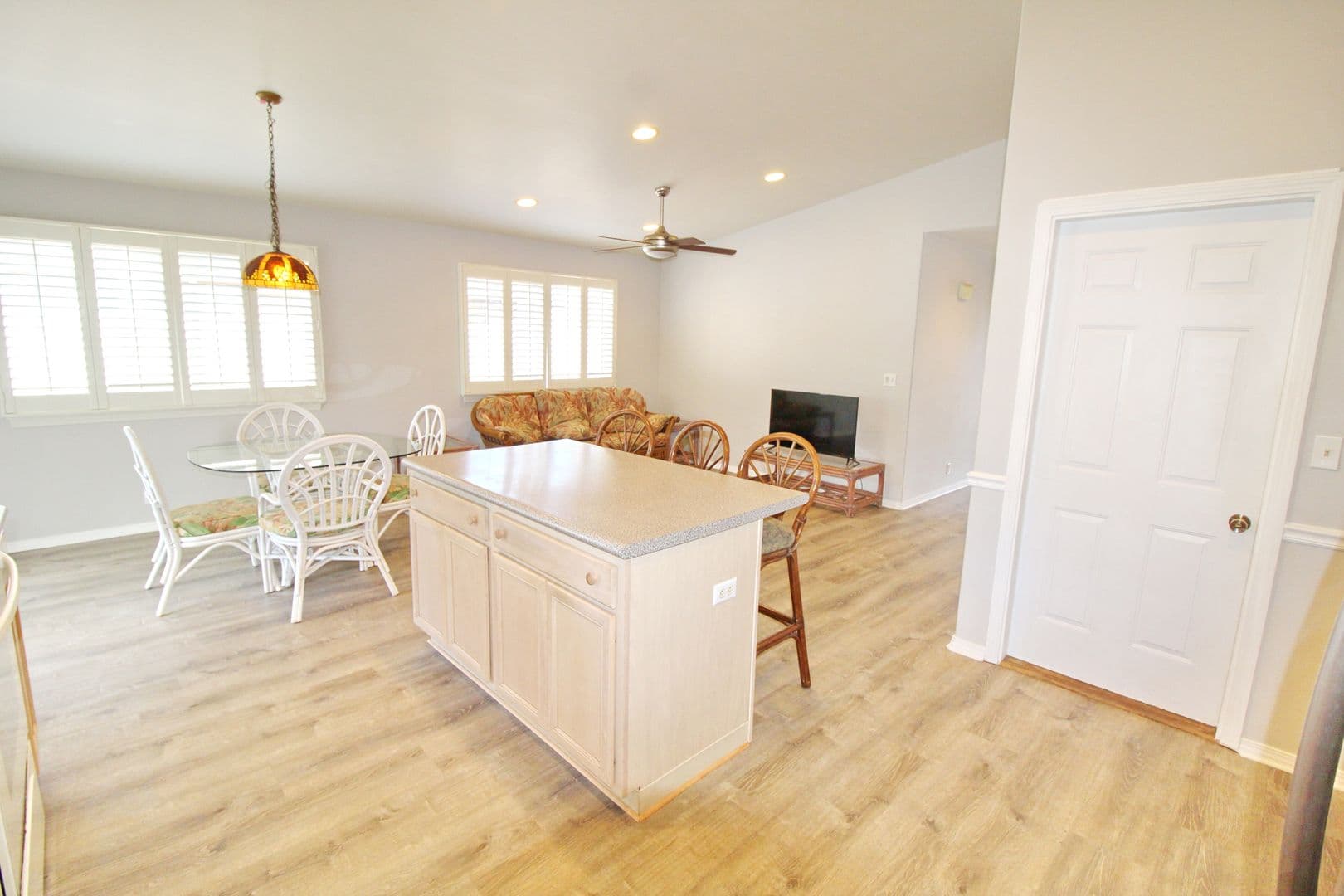 Kihei House: 70 Noolu Street