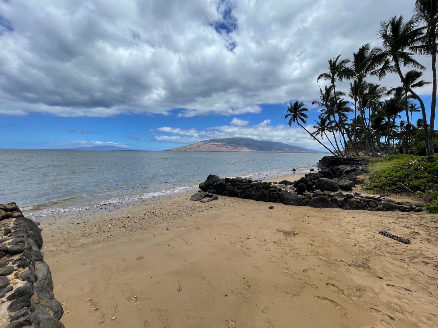 Kihei House: 1625 Halama Street Main House