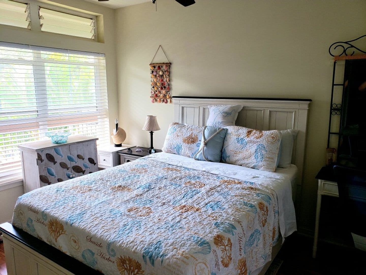 Lahaina Condo: 3706 Lower Honoapiilani Rd. D-25