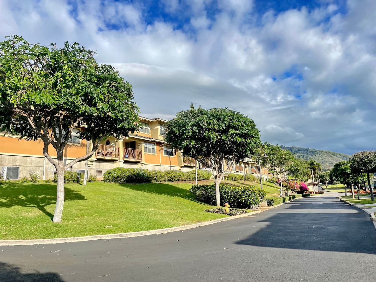Wailuku House: 49 Kokea Street Unit #1102