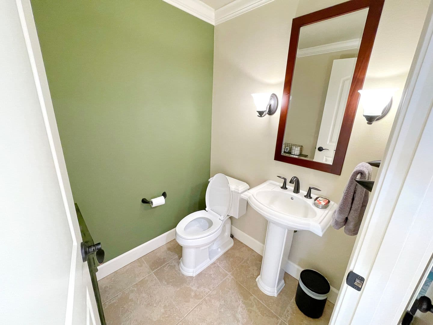 Wailuku House: 49 Kokea Street Unit #1102