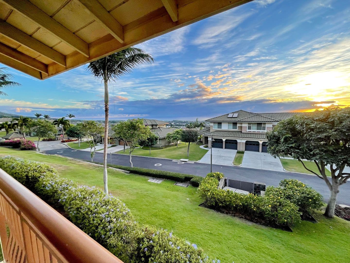 Wailuku House: 49 Kokea Street Unit #1102