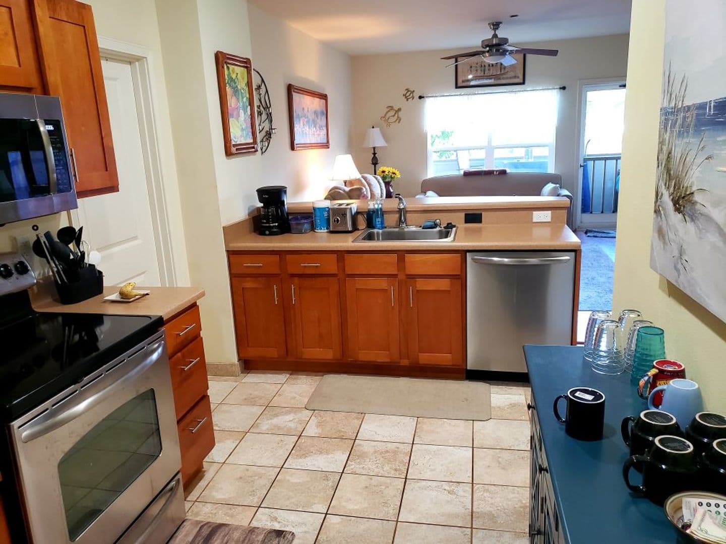 Lahaina Condo: 3706 Lower Honoapiilani Rd. D-25