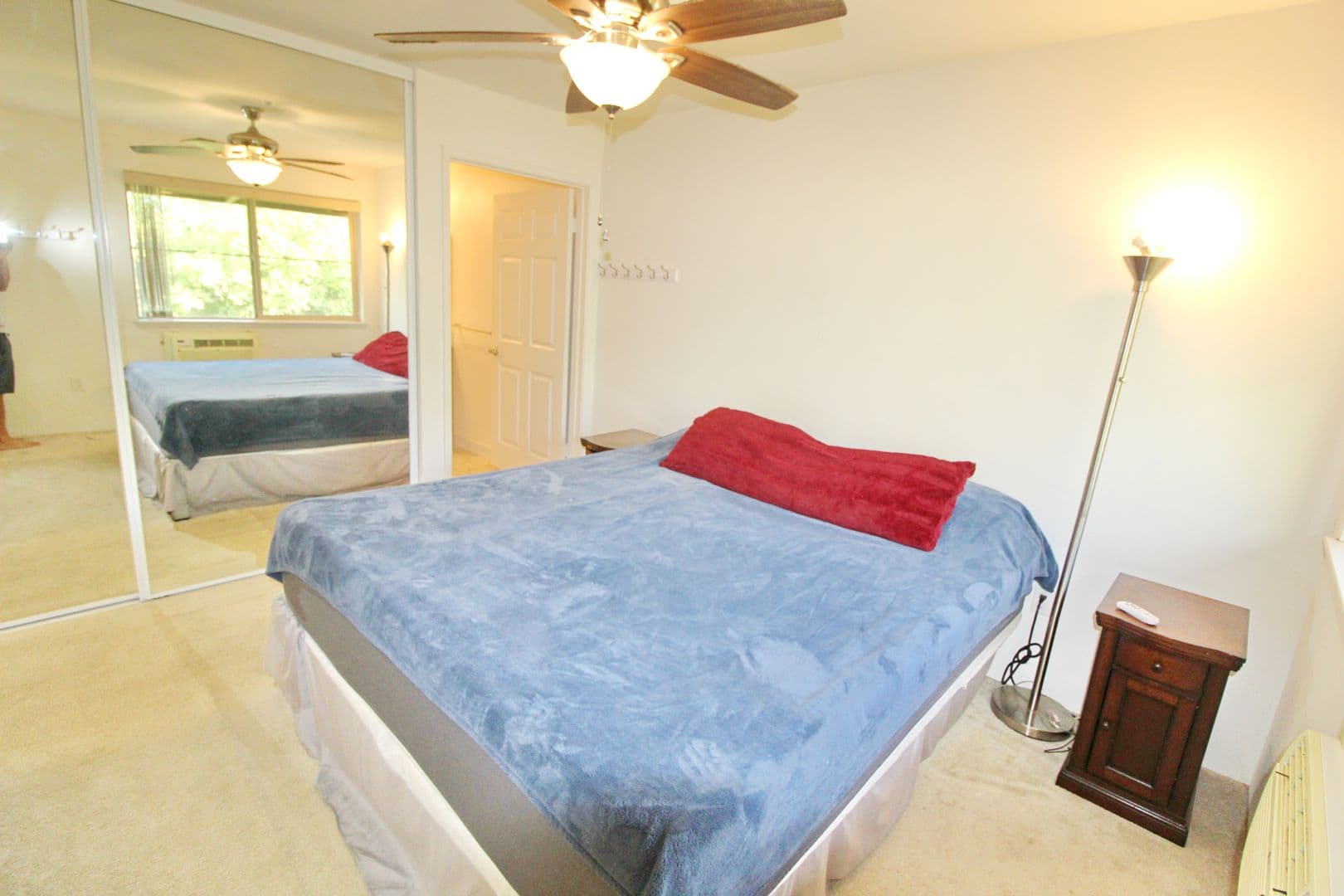Kihei Condo: 62 Kihalani Street Unit 907